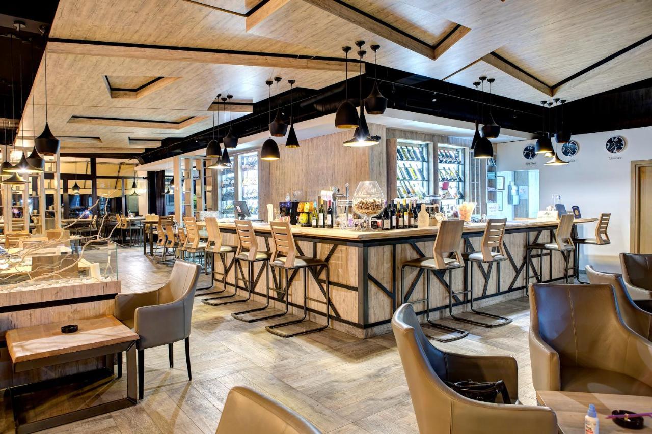 פריידור Hotel Le Pont מראה חיצוני תמונה