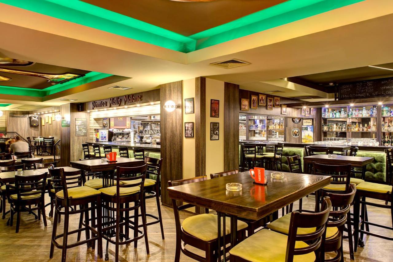 פריידור Hotel Le Pont מראה חיצוני תמונה