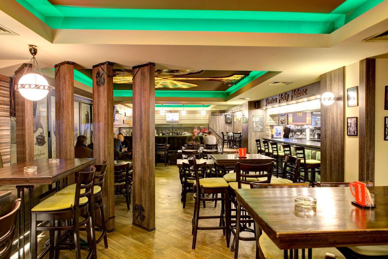 פריידור Hotel Le Pont מראה חיצוני תמונה
